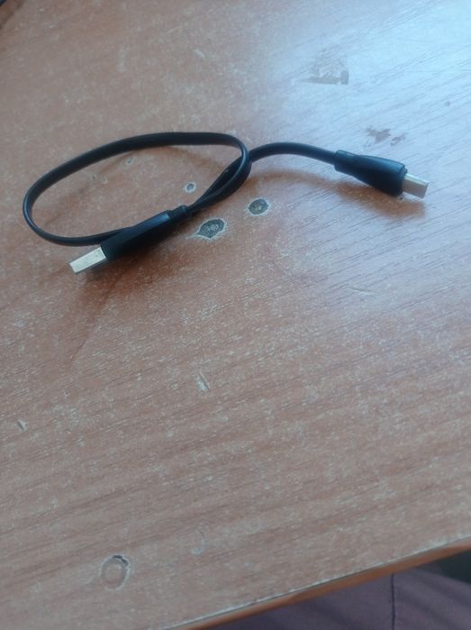 Зарядки штук пять