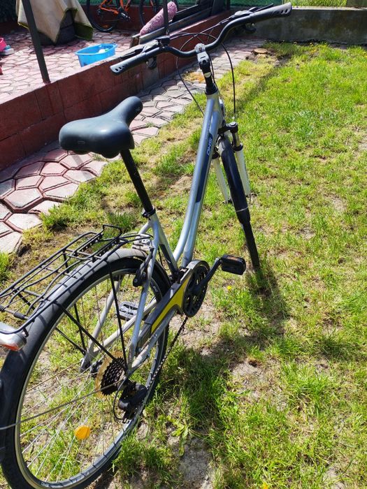 Bicicletă damă 28"