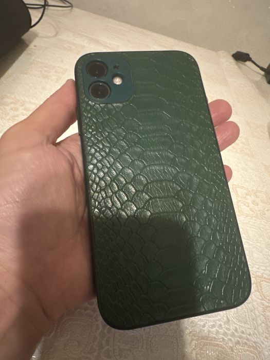 Продам iphone 11 в отличном состоянии.