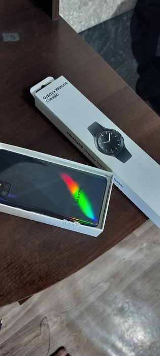 Продам смартфон galaxy a51 и часы galaxy watch 4 series