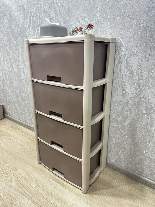 Пластиковый комод