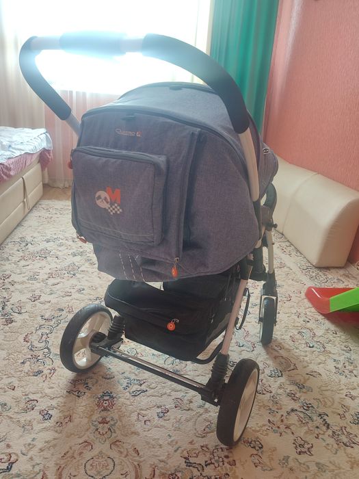 Детская коляска с ванночкой