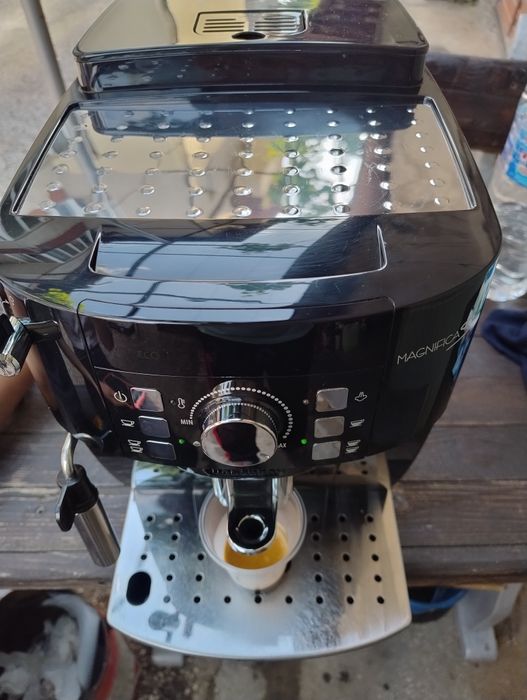 Кафе робот Delonghi Magnifika S