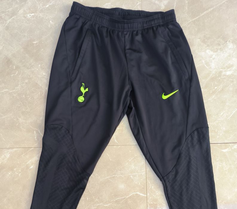 Спортно долнище Nike Tottenham S размер