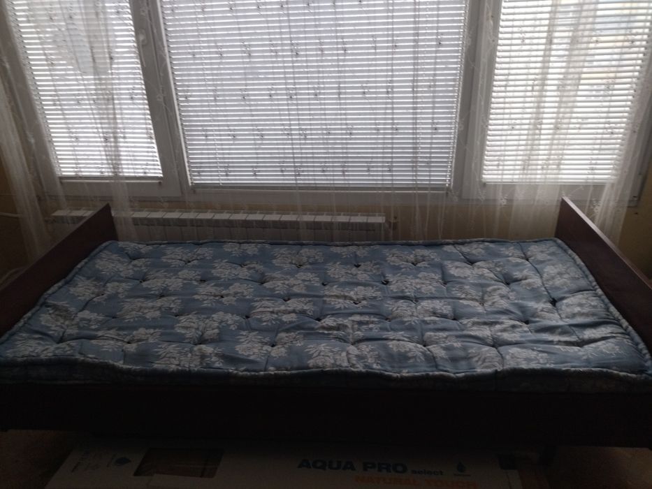 продавам ъглови легла с ракла