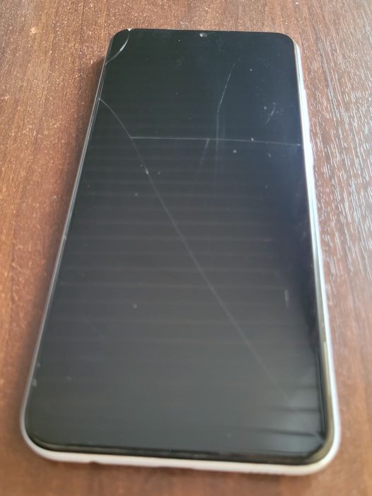 Продам Samsung  Galaxy A04e 128gb рабочий