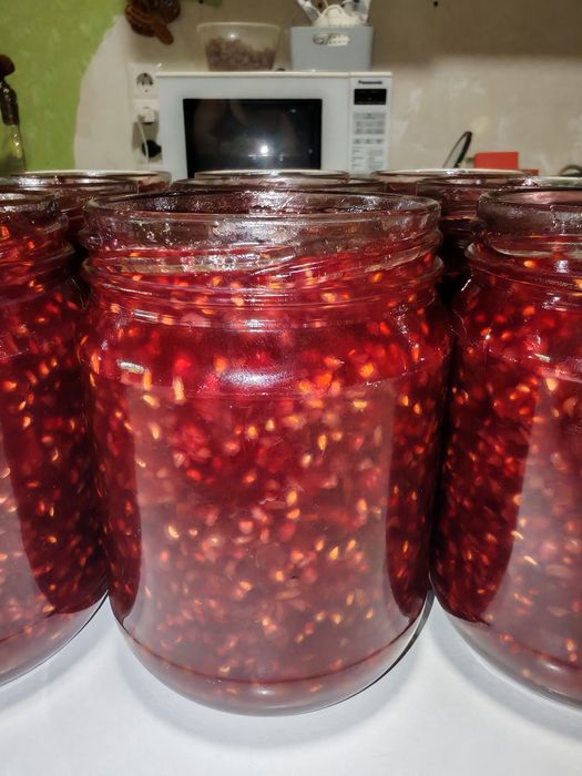 Продам варенье из малины 0.5 банка