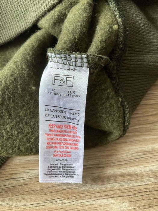 Bluza baieti,marimea 10-11 ani