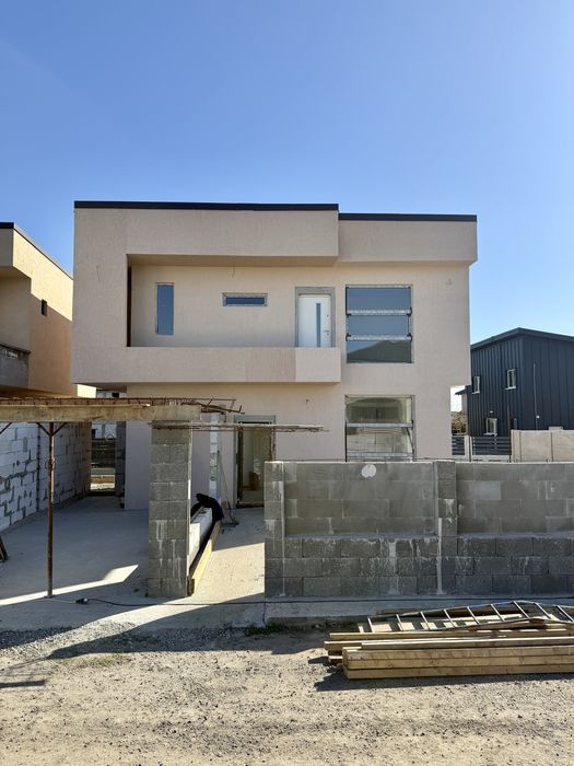 Vila P+1, 4 camere, placa beton,proiect Mediteranean,Valu lui Traian