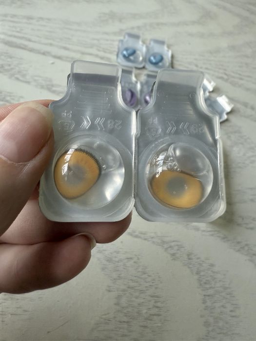 Линзы цветные нулёвки