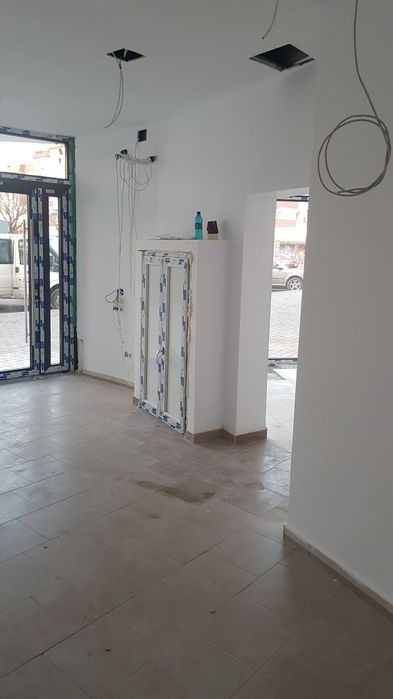 Spatiu comercial de închiriat ultracentral