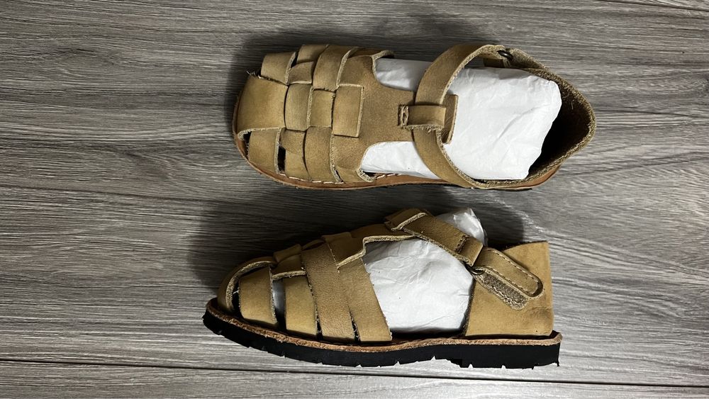 Sandale piele naturala zara marimea 23