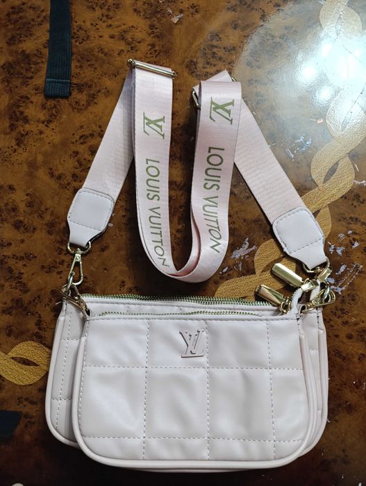 Сумка кошелёк модный для девочек  50.000