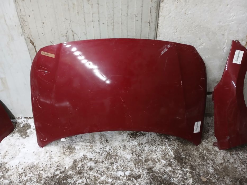 Капот на акцент 21год