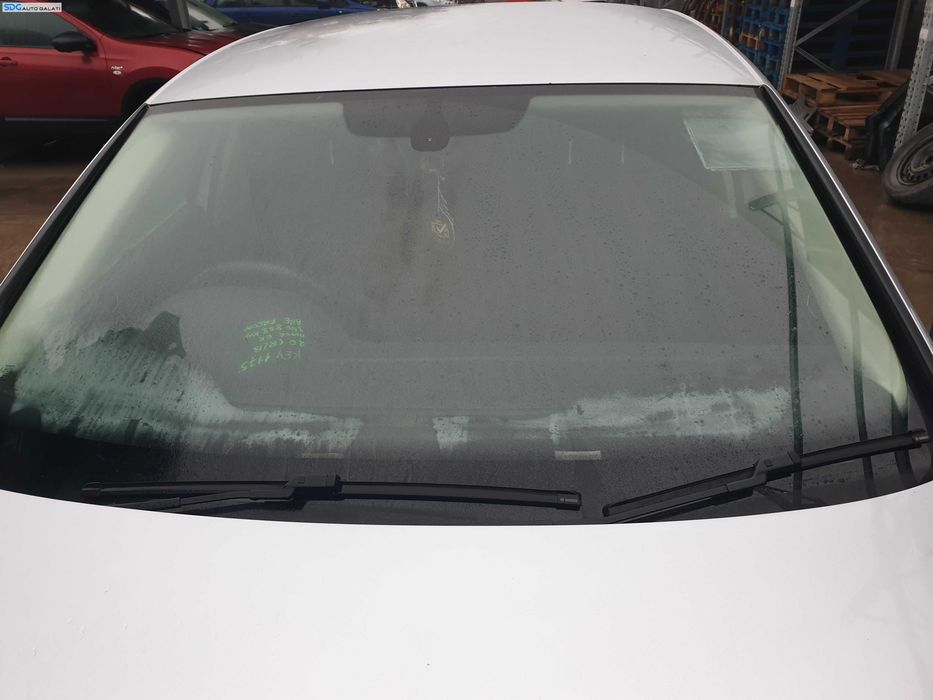 Parbriz Geam Sticla cu Senzor de Lumina Lumini Ploaie Fara Incalzire Volkswagen Passat B8 2015 - 2020 [Q0474]
