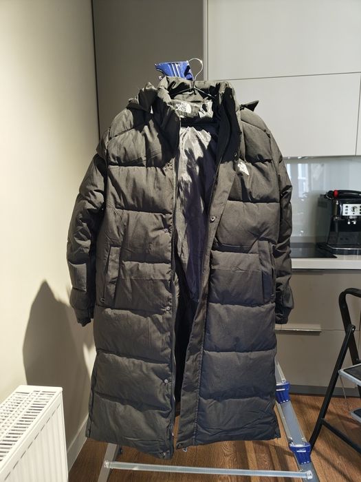 Куртка зимняя мужская the north face 2 XL.