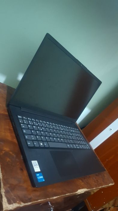 Lenovo core i3..