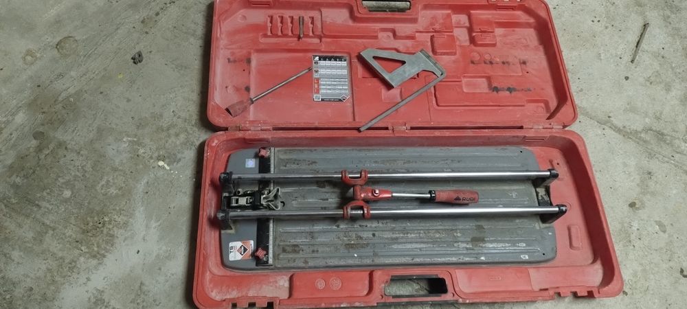 Машина за плочки