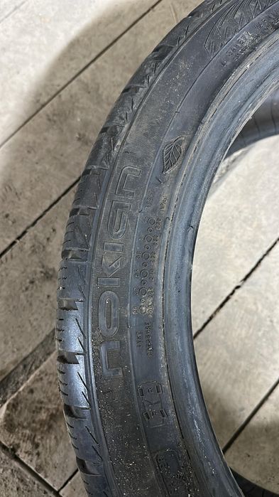 R18 245/40 Комплект всесезонной резины