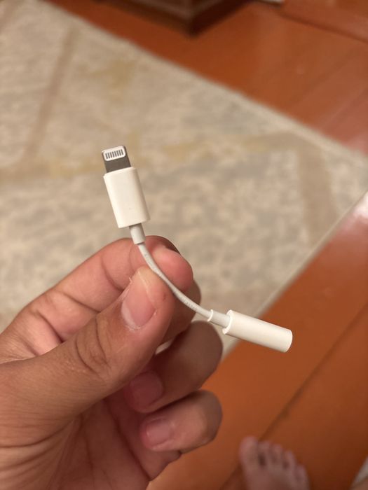 Переходник Lightning → AUX для iPhone (новый)
