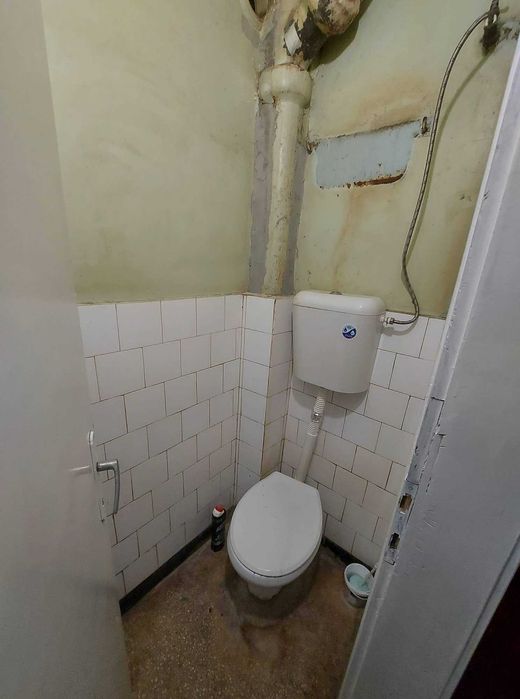 Продава се Тристаен апартамент в Търговище, Вароша - 100 кв.м за 1020 €/кв.м - Снимка #4