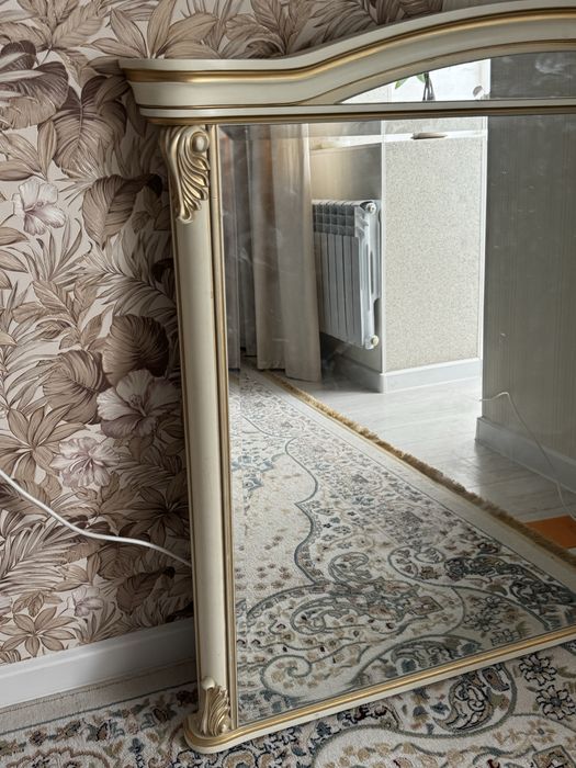 Продается зеркало