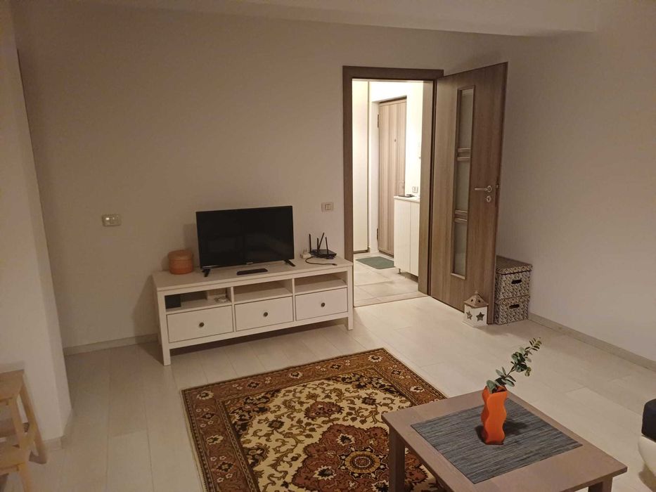 garsoniera de inchiriat