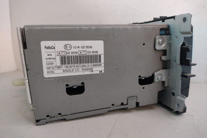 Radio CD  Stereo Head Unit E1110R023539 / 7M5T18C815BC Ford Focus pri