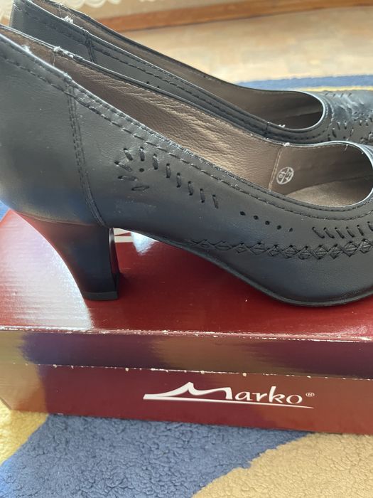 Женская обувь