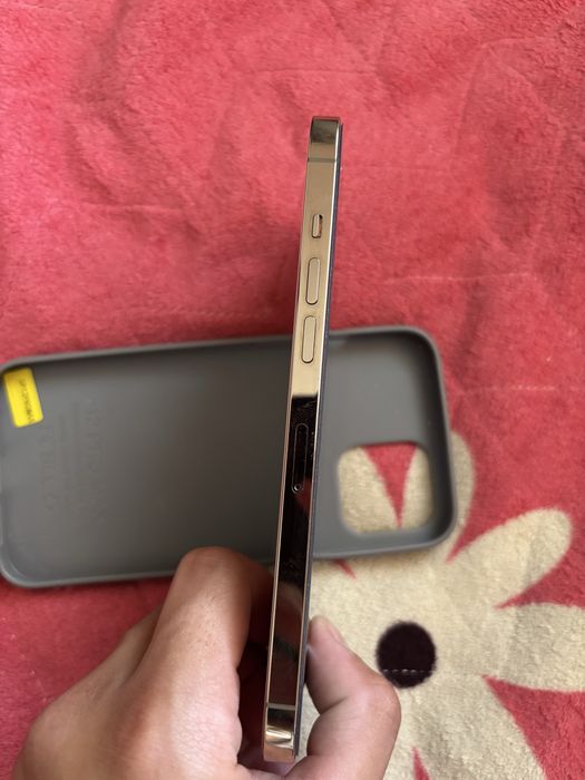 Продаю Iphone 12 Pro Max 256 Gb