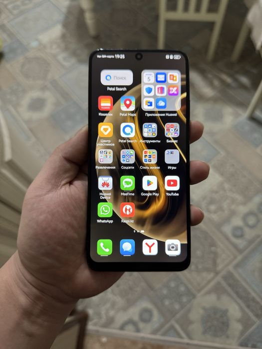 Huawei nova 12i 8/128 в идеале