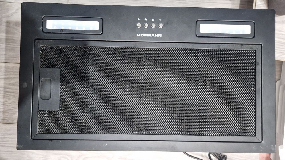 Вытяжка на кухню Hoffman новый.