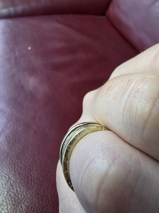 Bratara din aur ,medalion si.inel bulgari