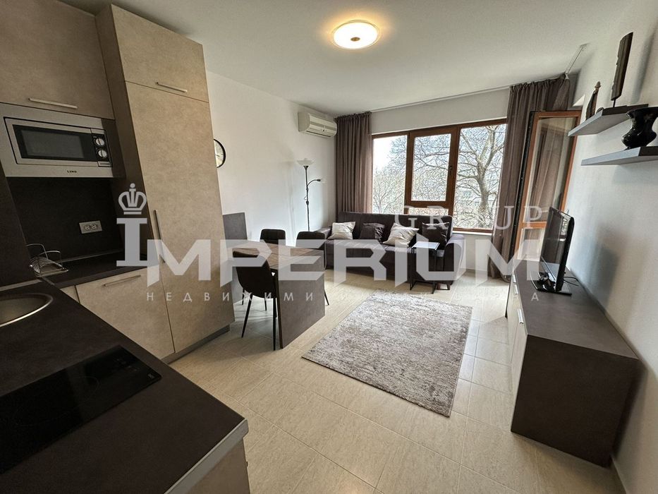 Дава се под наем Двустаен апартамент в Варна, Левски - 70 кв.м за 663 € - Снимка #1