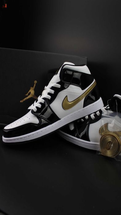 Air Jordan 1 Mid Metallic Gold (36-43)+ CADOU | TRANSPORT GRATUIT