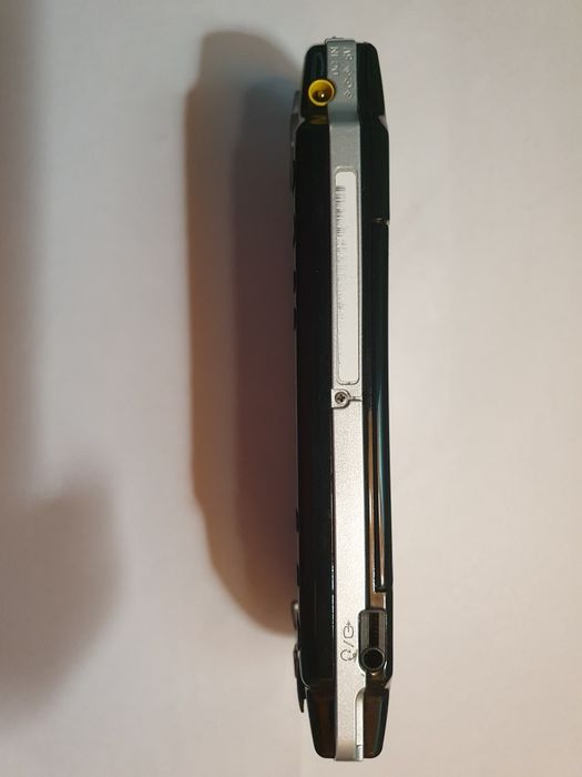 Soni playstation portable 2000