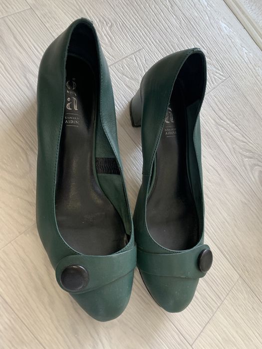 Продам кожаные туфли