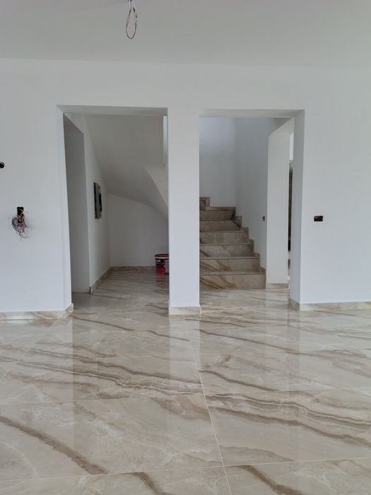 Amenajări interioare și exterioare