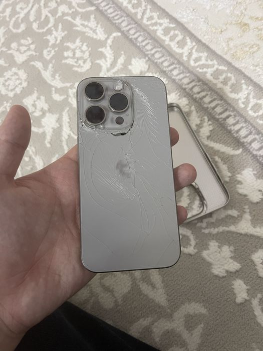 Iphone 15 pro продам