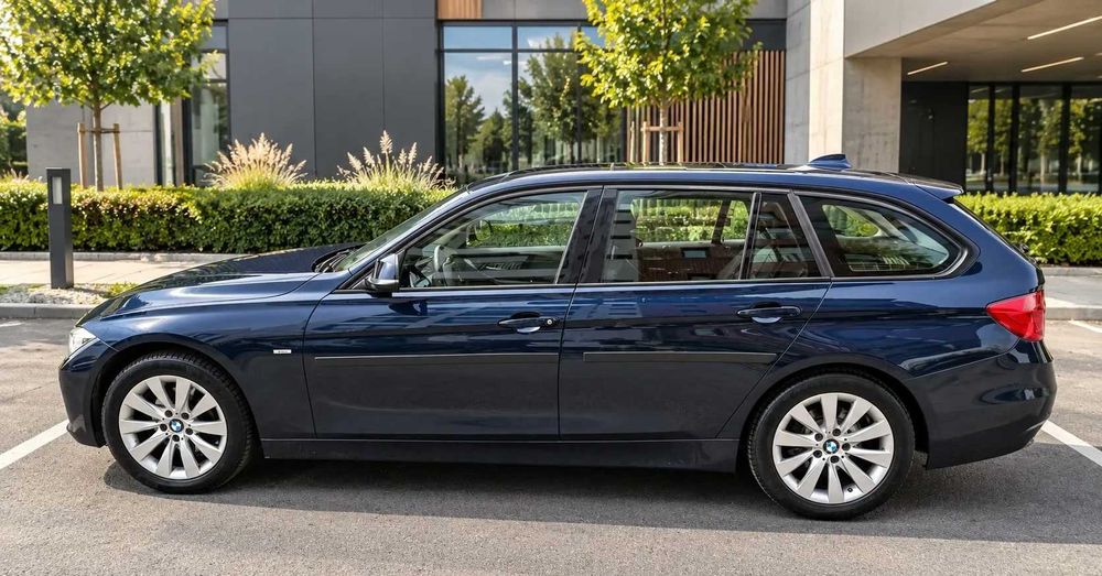 BMW Seria 3 2012 — imagine 2