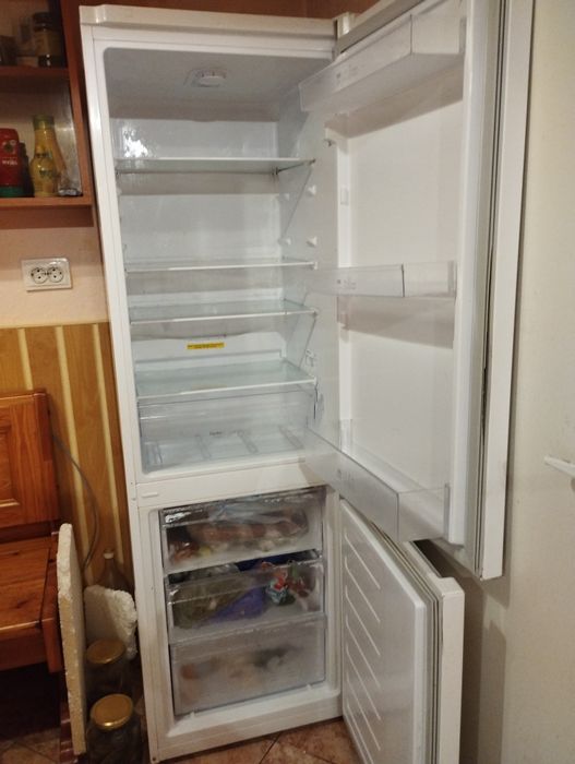 Combina frigorifica ARCTIC