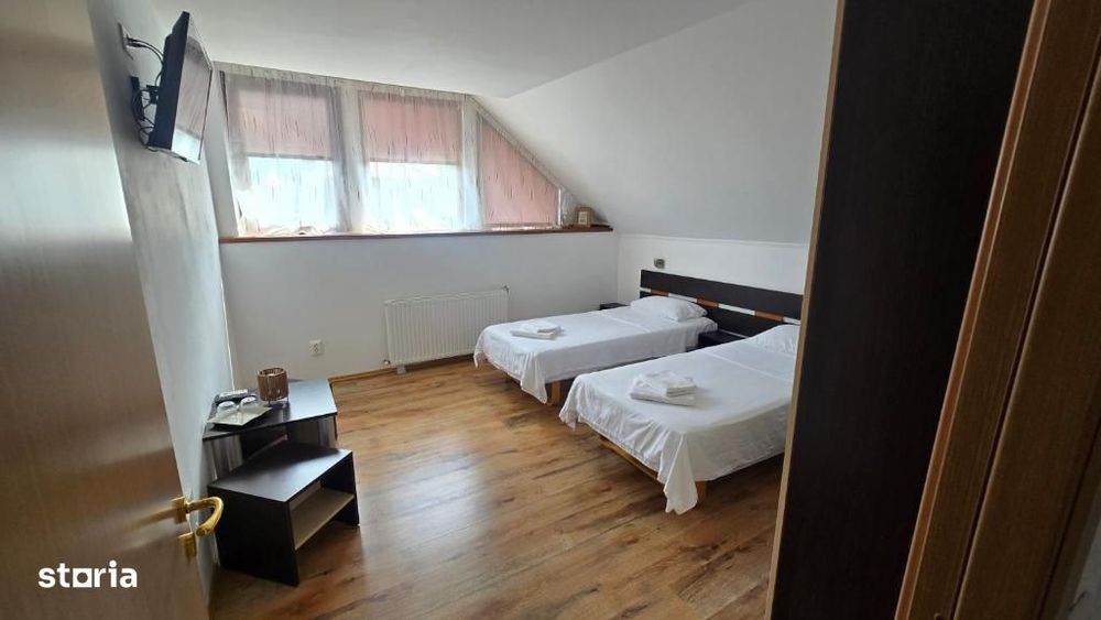 Vila Eforie Sud P+M Ultracentrala 10 camere cu bai la cheie