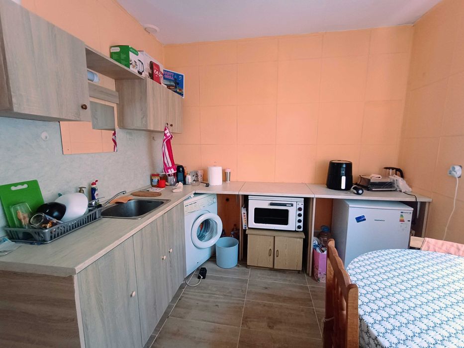 Дава се под наем Етаж от къща в Велико Търново, Акация - 70 кв.м за 255 € - Снимка #2