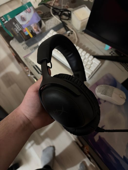 HyperX Cloud III Wireless noi