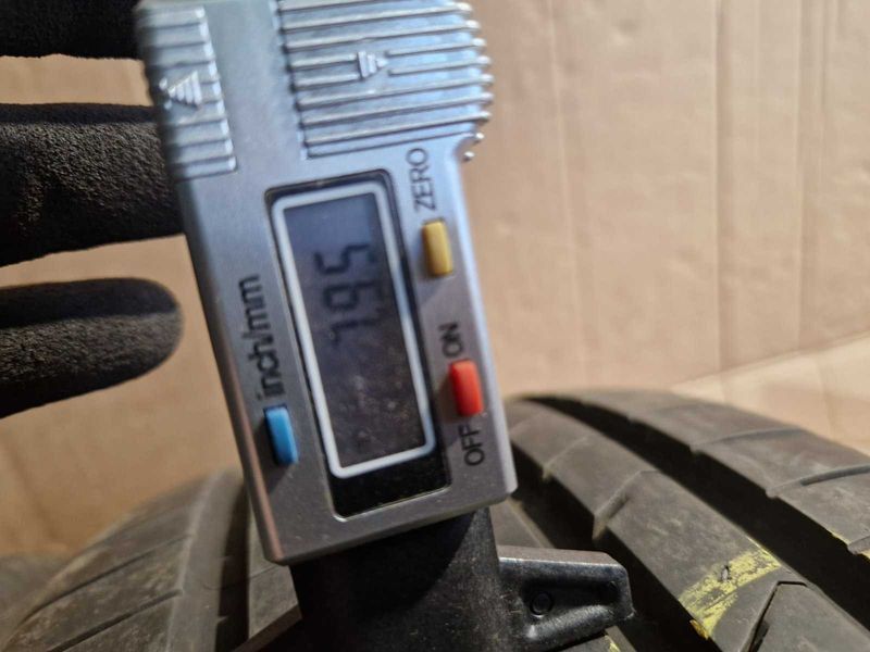 2 Kumho R17 205/45
летни гуми DOT0723