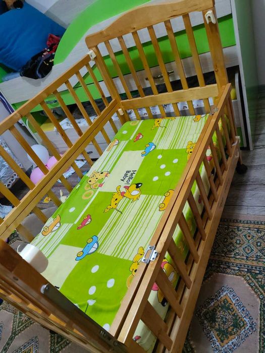Кроватка детская