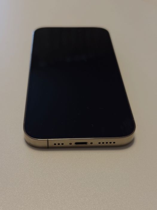 Vand Iphone 14 pro Gold