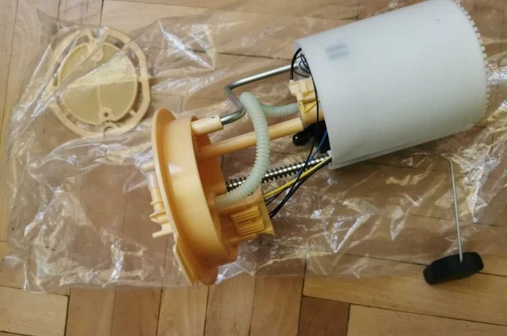 Бензинова помпа 3C0 919 050 AA