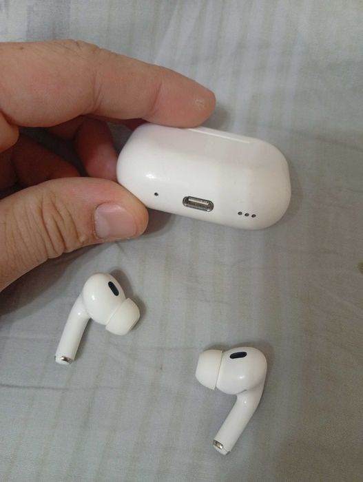 Продам наушники оригинал air pods pro