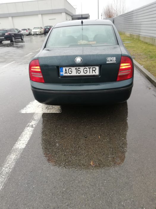 Vând scoda superb